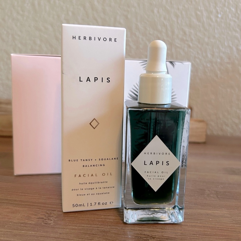 LAPIS Blue Tansy Face Oil